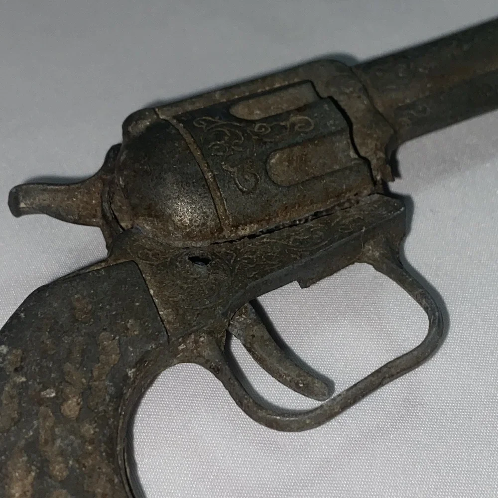 TWO Vintage 50s‎ TOY Cap Guns Hubley single shot TX and Kusan INC Nash, TN